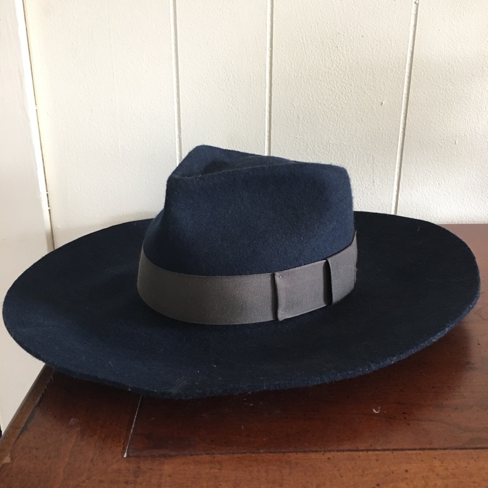 Yellow 108 Navy Blue Hat Medium